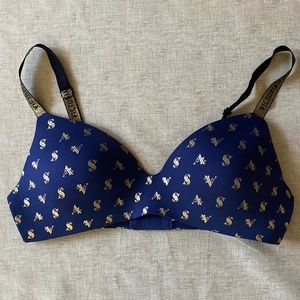 Victoria Secret t-shirt bra